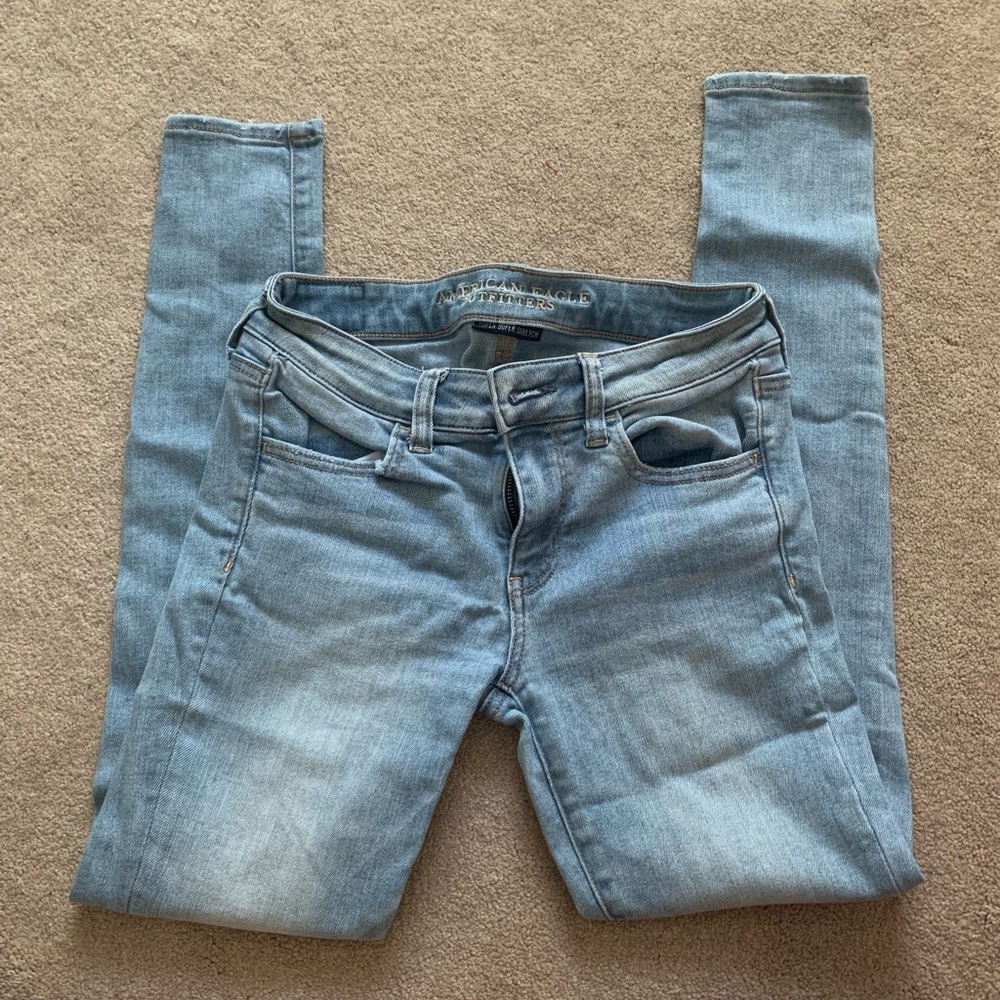 American Eagle Light Wash Jeggings